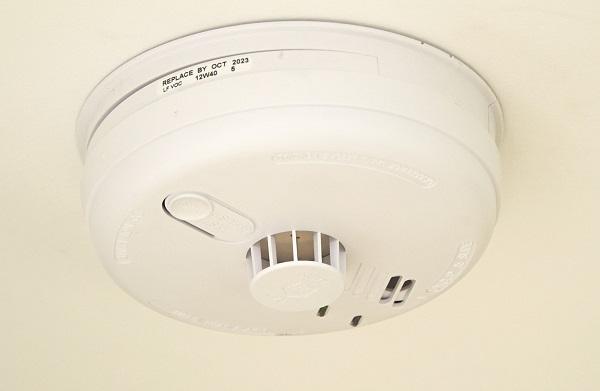 The Dos And Don Ts Of Mains Powered Smoke Alarms And Battery Alarms Labc